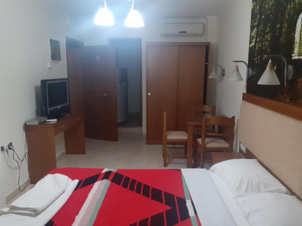 Balkan House بوتوس المظهر الخارجي الصورة