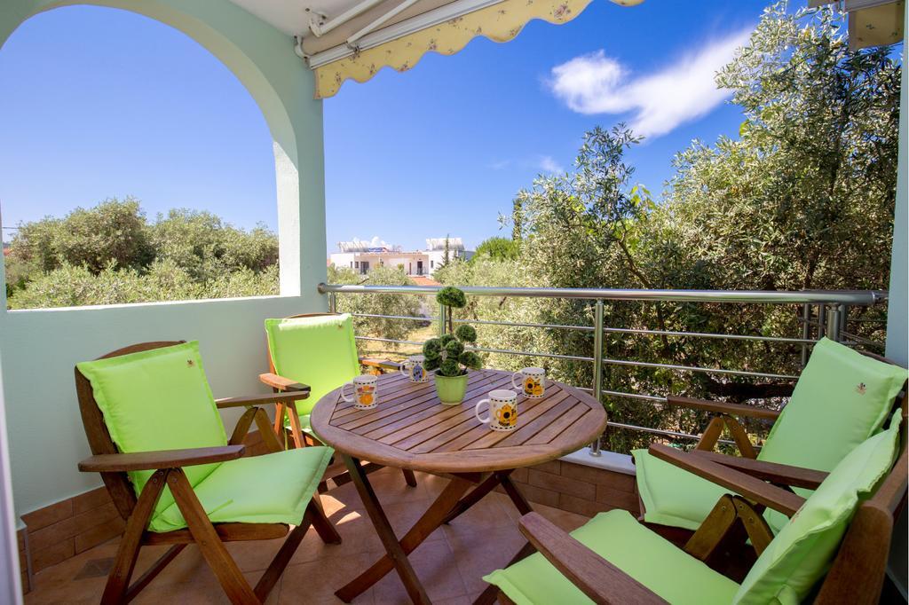 Balkan House بوتوس المظهر الخارجي الصورة